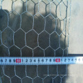 China Hersteller OEM Hexagonal Wire Mesh / Hühnerdraht für Vogelkäfig / Geflügeldraht 1/2 Hex Mesh Hühnerdraht